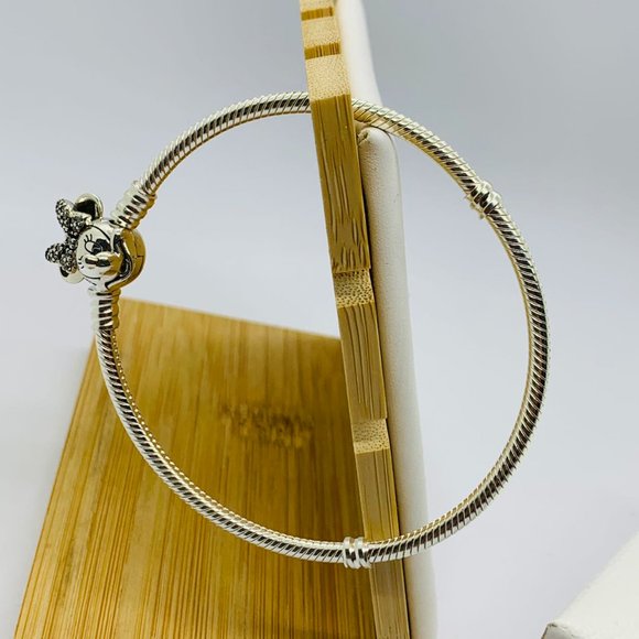 Pandora Disney Pandora Moments Pavé Minnie Mouse Clasp Snake Chain Bracelet 7.9 - Picture 8 of 9